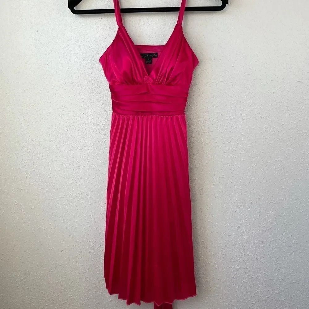 City Triangles Red Cocktail Dress Size S